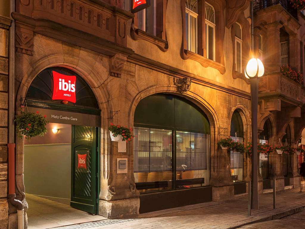 Ibis Metz Centre Gare Hotel Exterior photo