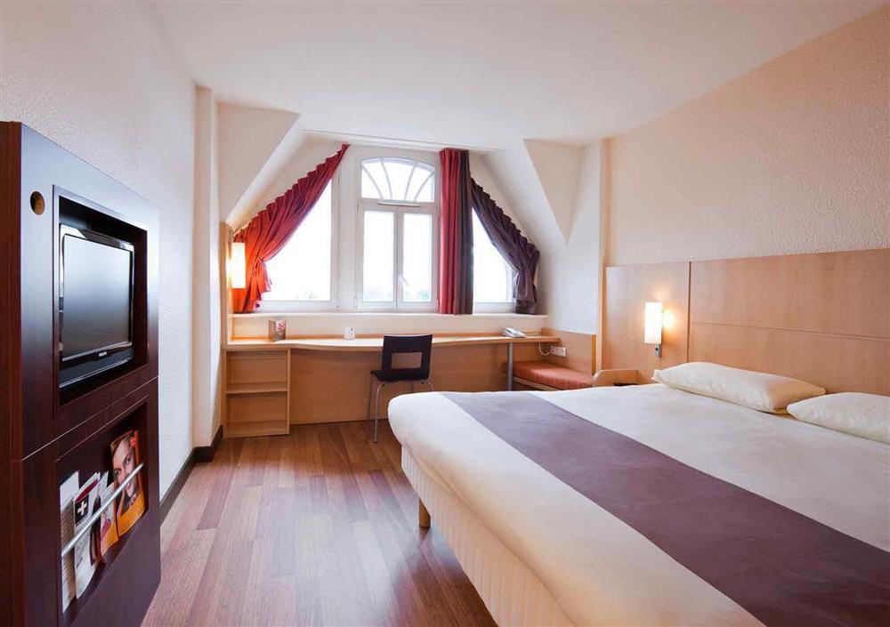 Ibis Metz Centre Gare Hotel Room photo